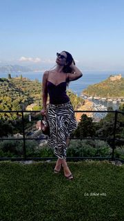 Lily James feet photo 3