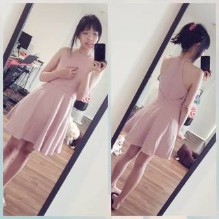 Lily Ki feet photo thumbnail