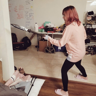Lily Ki feet photo thumbnail