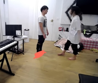Lily Ki feet photo thumbnail