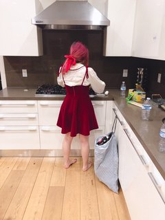 Lily Ki feet photo thumbnail