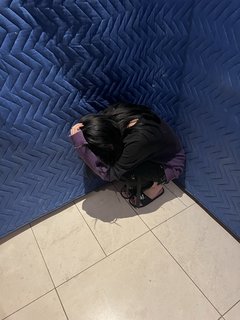 Lily Ki feet photo thumbnail