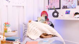 Lily Ki feet photo thumbnail