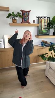 Lily Ki feet photo thumbnail