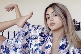 Lily Maymac feet photo thumbnail