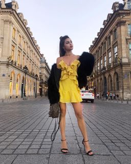 Lily Maymac feet photo thumbnail
