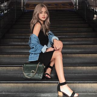Lily Maymac feet photo thumbnail