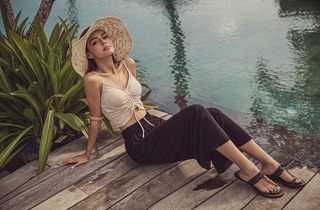 Lily Maymac feet photo thumbnail