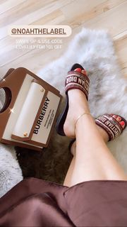 Lily Maymac feet photo thumbnail