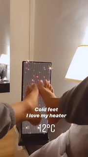 Lily Maymac feet photo thumbnail