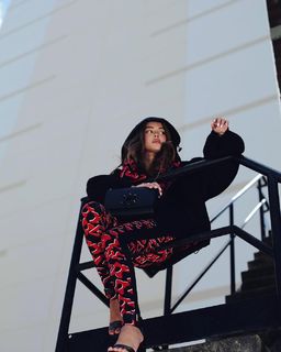 Lily Maymac feet photo thumbnail