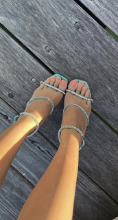 Lily Maymac feet photo thumbnail