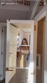 Lily Maymac feet photo thumbnail