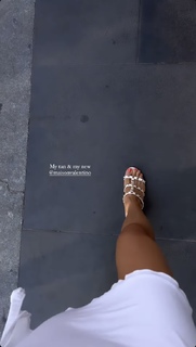 Lily Maymac feet photo thumbnail