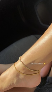 Lily Maymac feet photo thumbnail