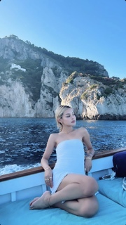 Lily Maymac feet photo thumbnail