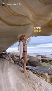 Lily Maymac feet photo thumbnail