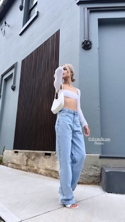 Lily Maymac feet photo thumbnail