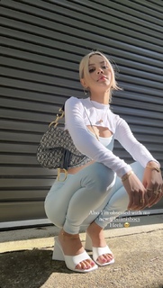Lily Maymac feet photo thumbnail