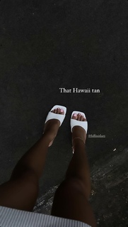 Lily Maymac feet photo thumbnail