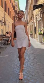 Lily Maymac feet photo thumbnail