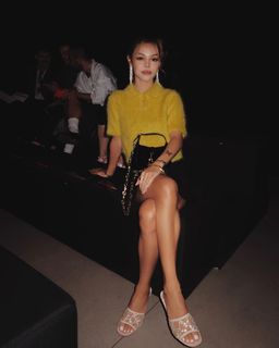 Lily Maymac feet photo thumbnail