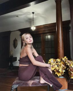 Lily Maymac feet photo thumbnail
