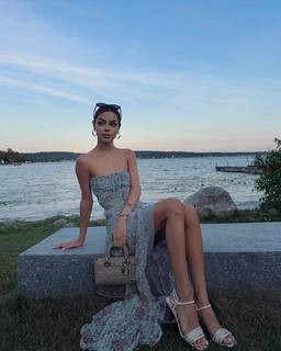 Lily Maymac feet photo thumbnail