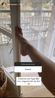 Lily Maymac feet photo thumbnail