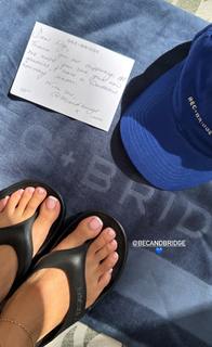 Lily Maymac feet photo thumbnail