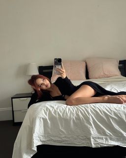 Lily Maymac feet photo thumbnail