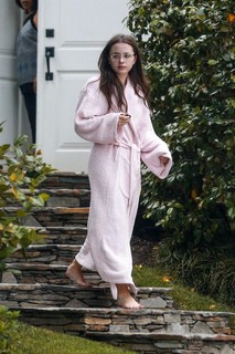 Lily Mo Sheen feet photo 8