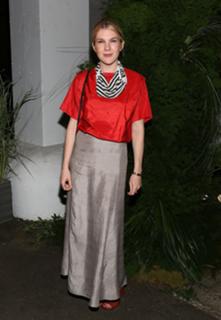 Lily Rabe feet photo thumbnail