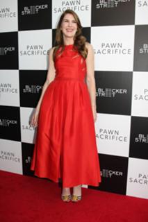 Lily Rabe feet photo thumbnail