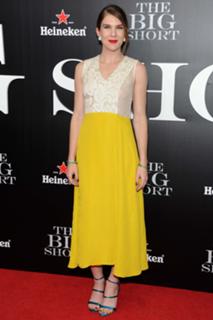 Lily Rabe feet photo thumbnail