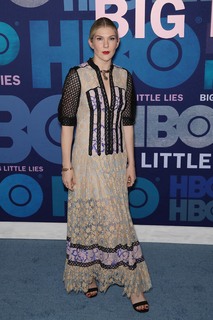 Lily Rabe feet photo thumbnail