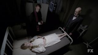 Lily Rabe feet photo thumbnail