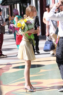 Lily-Rose Depp feet photo thumbnail