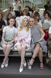 Lily-Rose Depp feet photo thumbnail