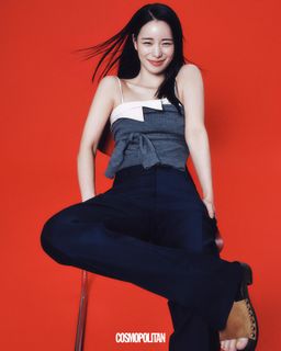 Lim Ji-yeon feet photo 11