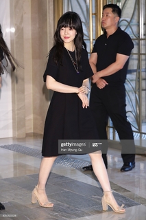 Lim Soo-jung feet photo 7