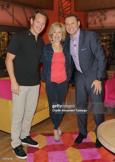 Lin Shaye feet photo 15