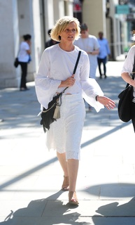 Linda Barker feet photo 5