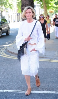 Linda Barker feet photo 3