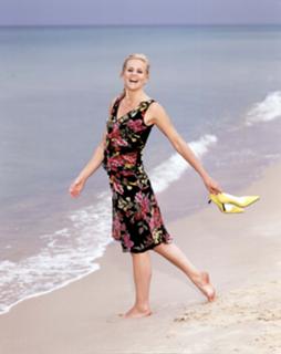 Linda Barker feet photo 2