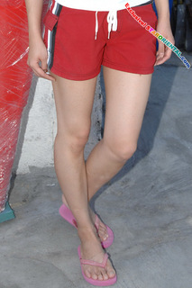 Linda Chung feet photo 13