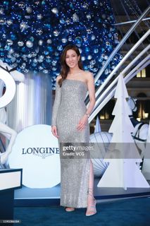 Linda Chung feet photo 6