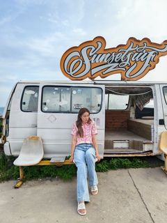 Linda Chung feet photo 2