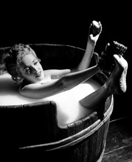 Linda Darnell feet photo 3