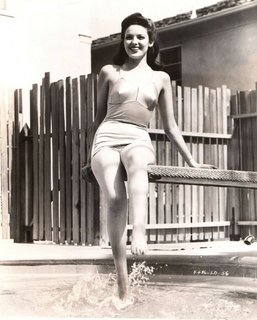 Linda Darnell feet photo 4
